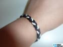 73083