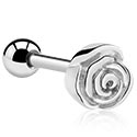 Tragus piercing s designem růže